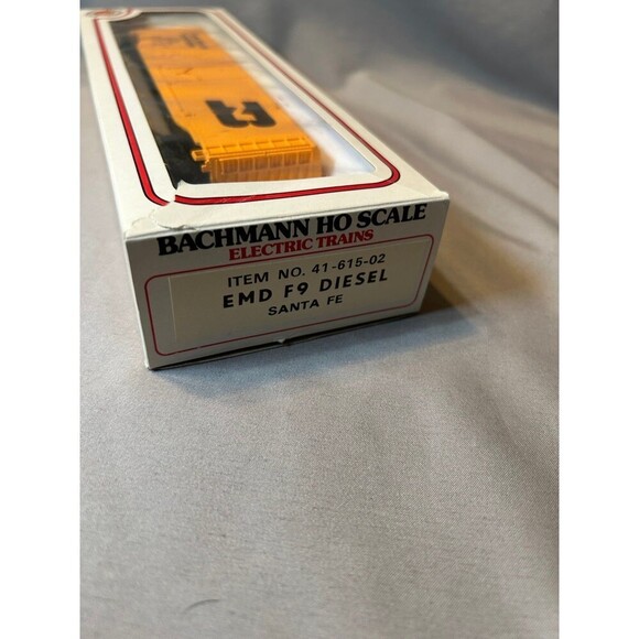 Bachman EMD F9 Diesel Train Car HO Scale - Picture 9 of 10